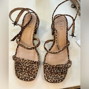 Able animal print strappy sandal Size 7.5